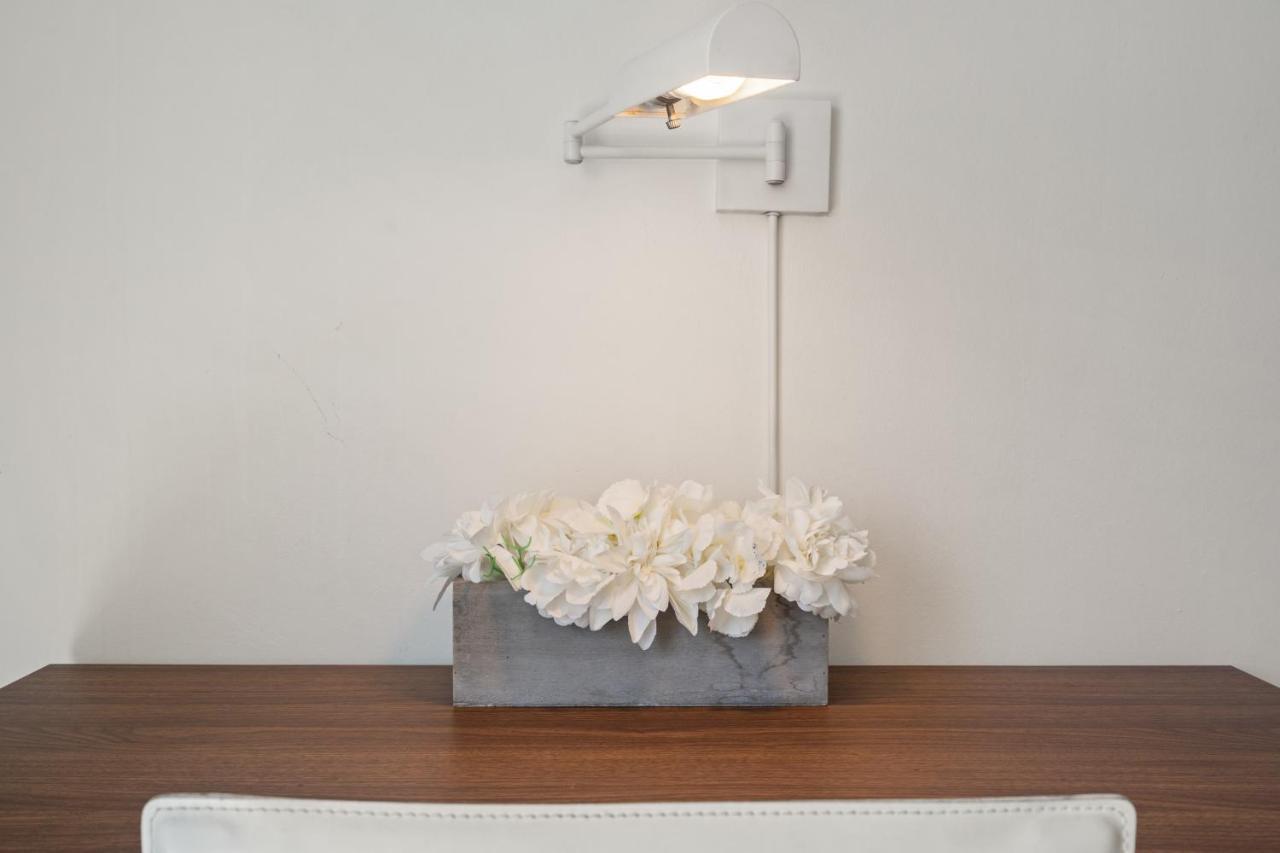 Biarritz Studio - Beautiful Ocean View Studio San Juan Exterior photo